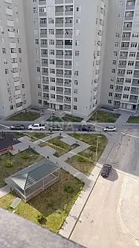 Satılır 4 otaqlı mənzil 99 m²