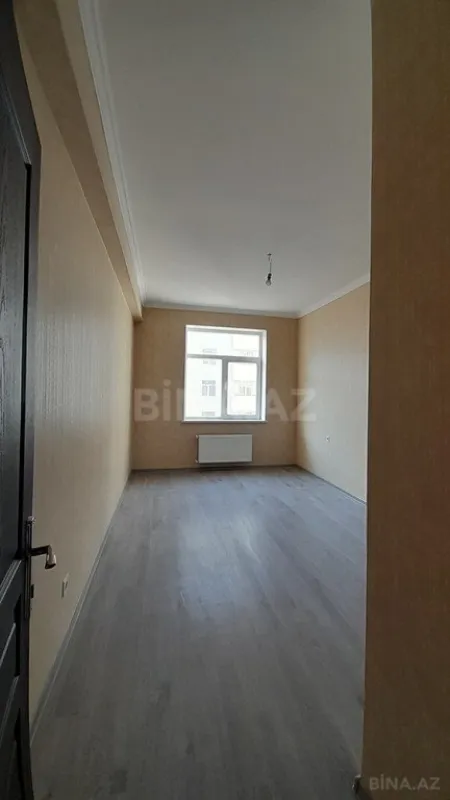 Satılır 4 otaqlı mənzil 99 m²