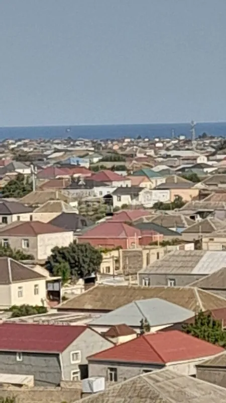 Satılır 4 otaqlı mənzil 99 m²