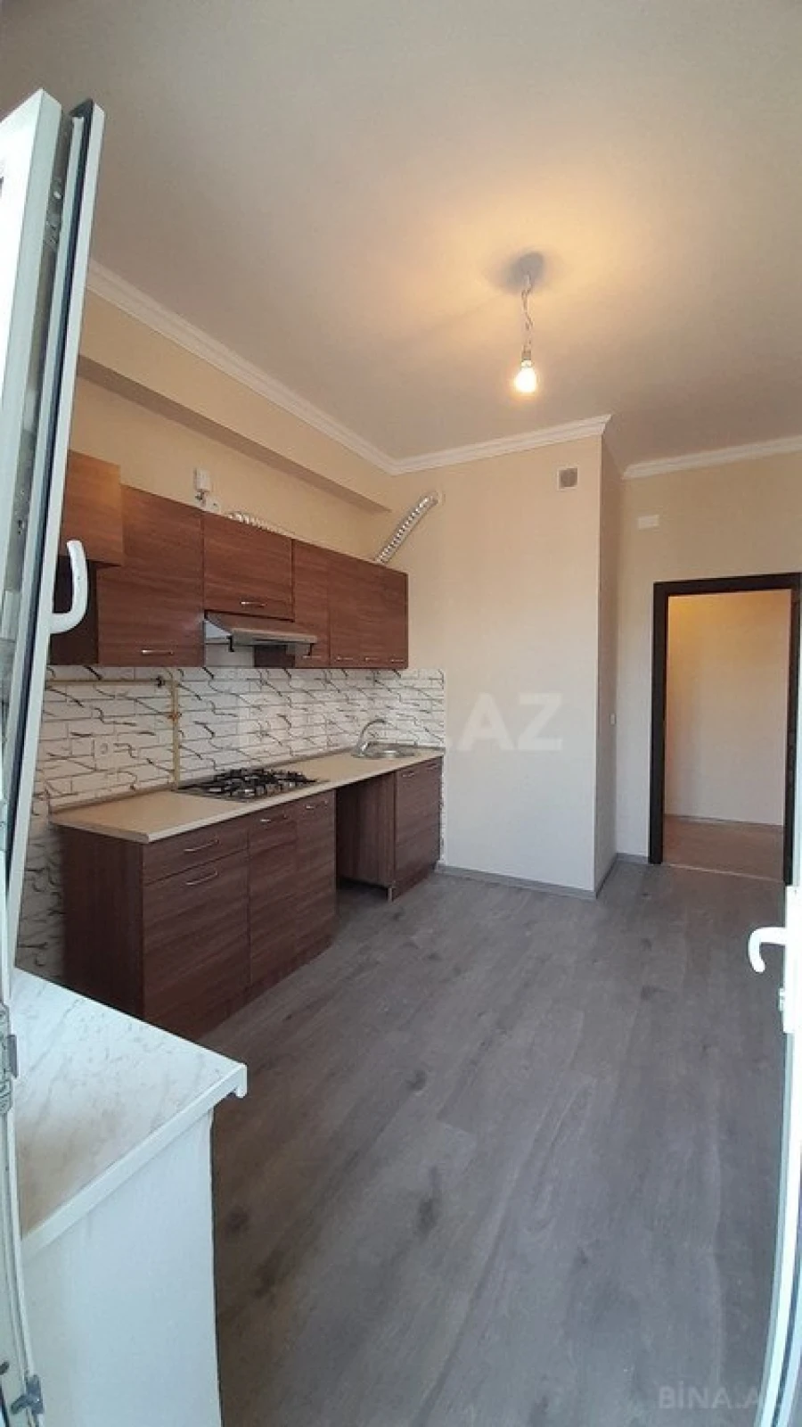 Satılır 4 otaqlı mənzil 99 m²