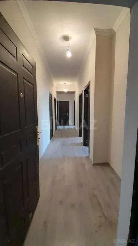 Satılır 4 otaqlı mənzil 99 m²