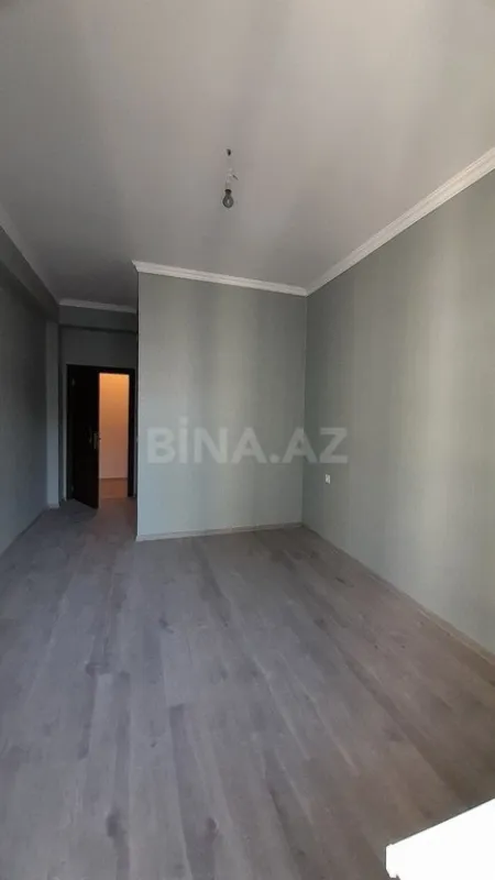 Satılır 4 otaqlı mənzil 99 m²