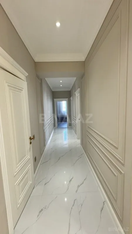 Satılır 3 otaqlı mənzil 115 m²