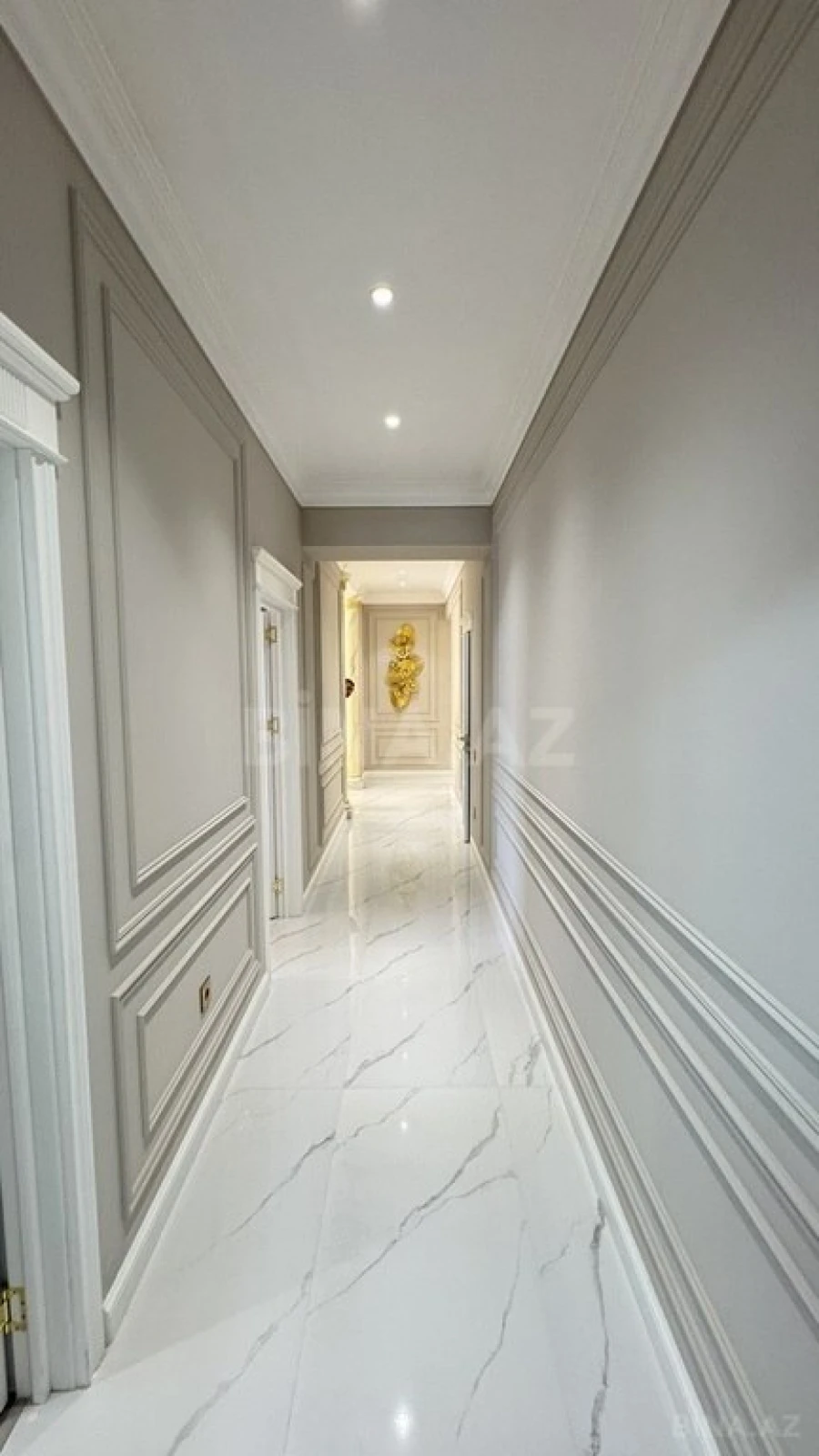 Satılır 3 otaqlı mənzil 115 m²