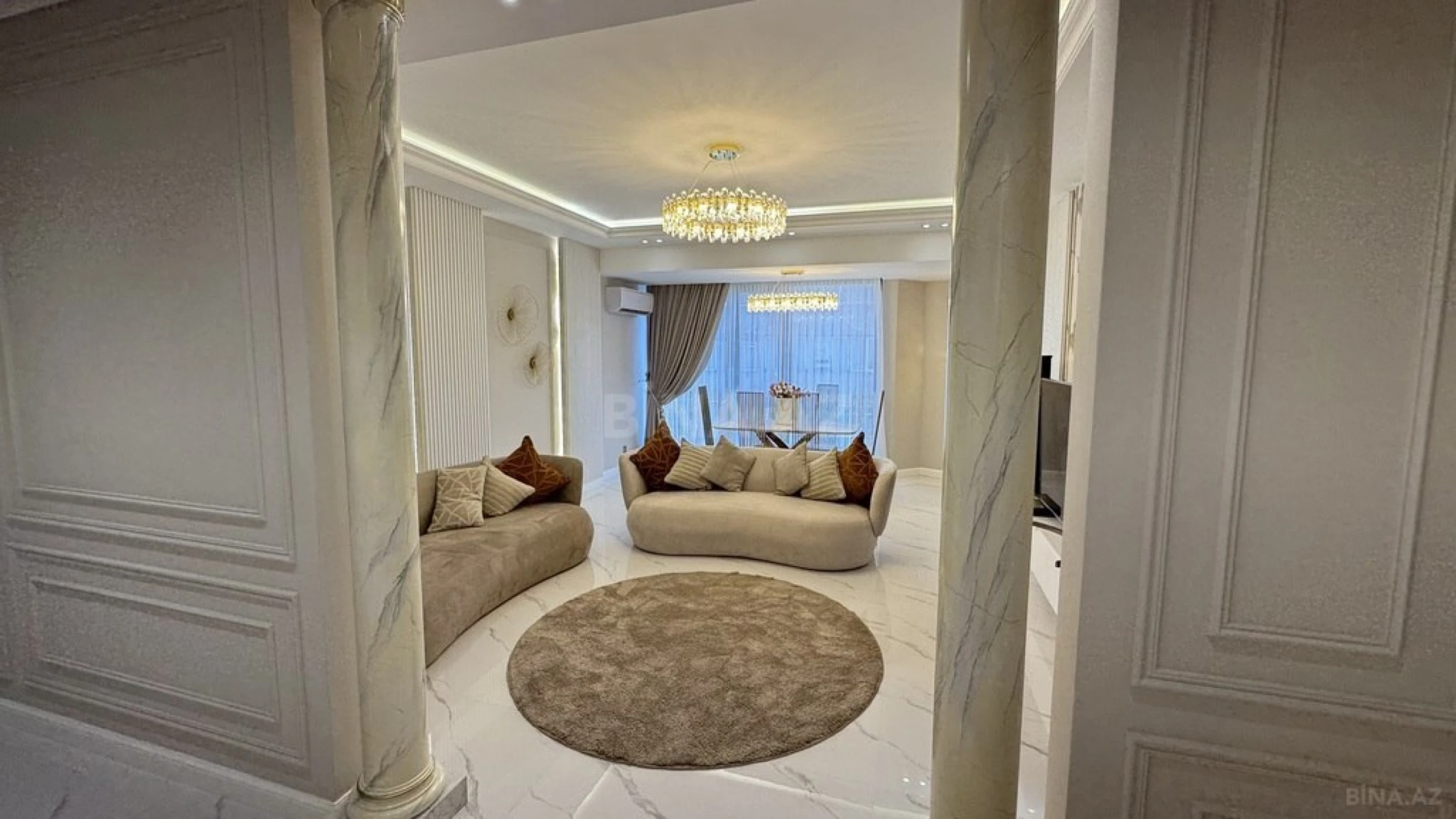 Satılır 3 otaqlı mənzil 115 m²