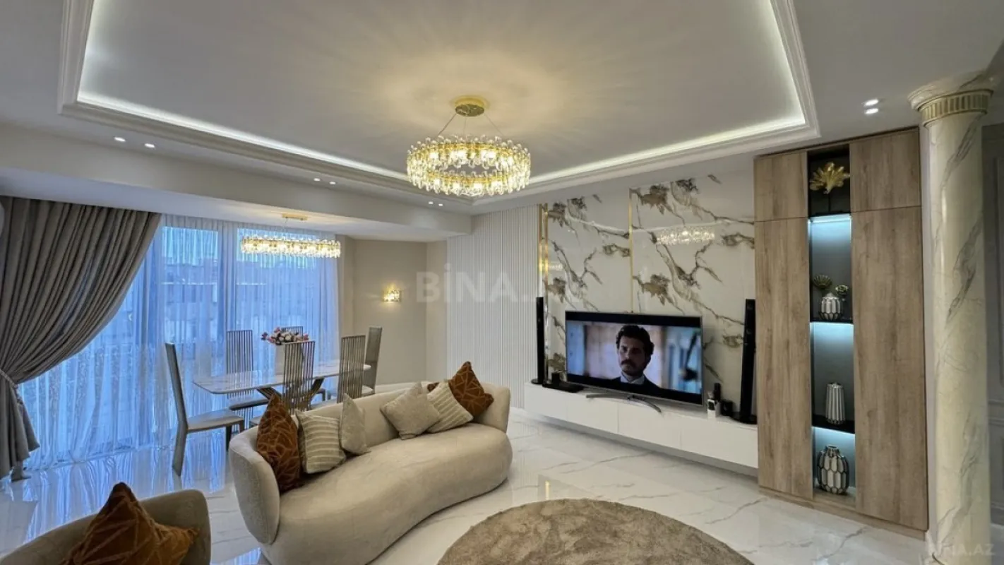 Satılır 3 otaqlı mənzil 115 m²