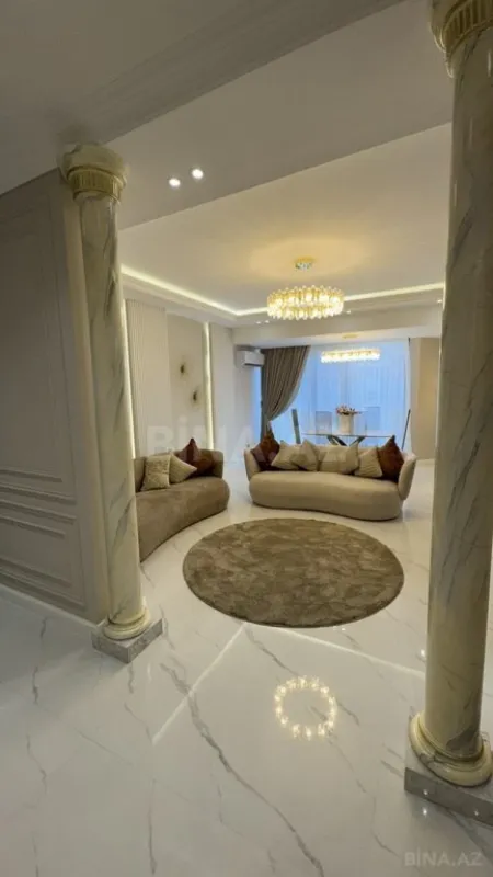 Satılır 3 otaqlı mənzil 115 m²