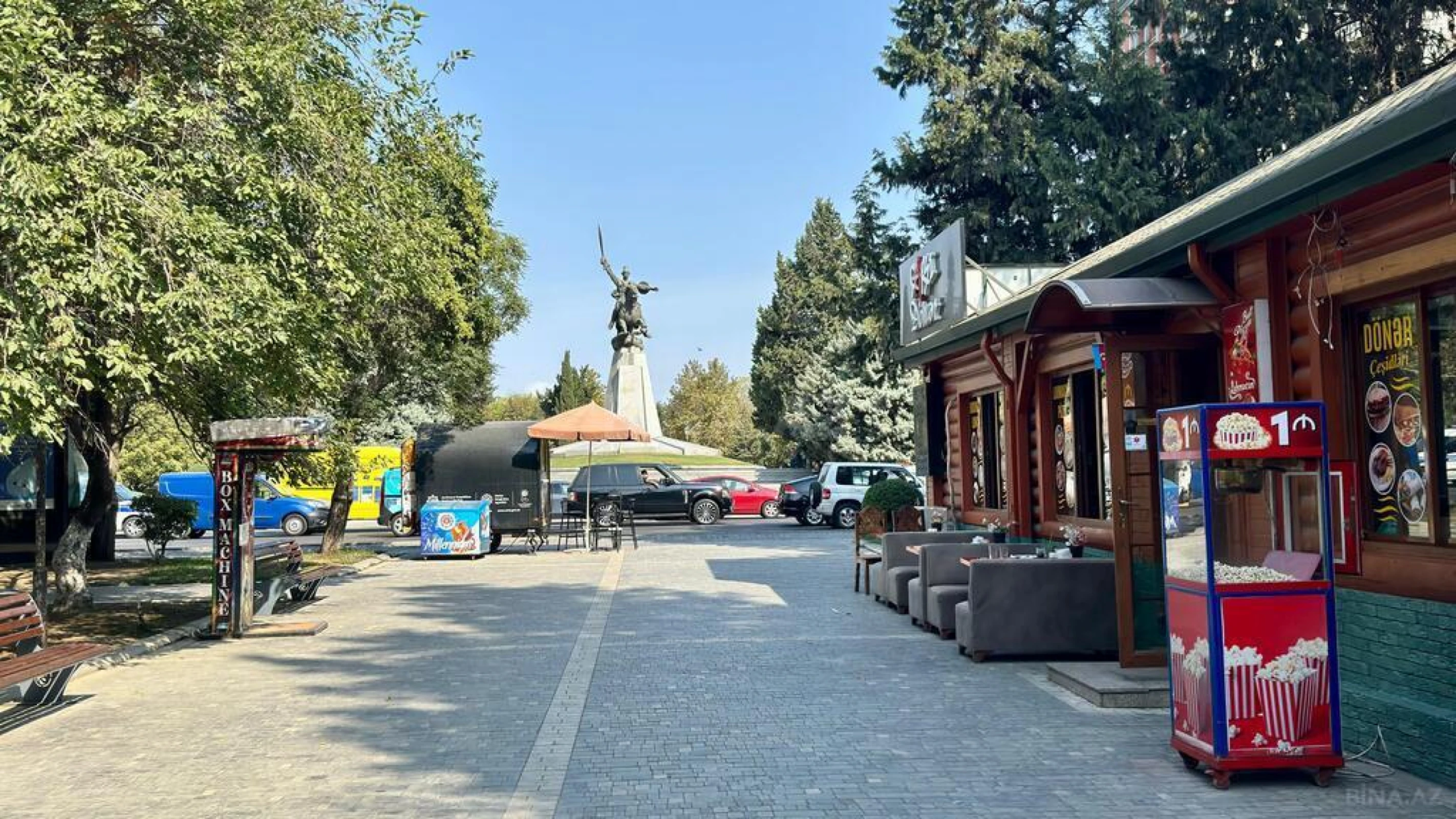 Satılır 3 otaqlı mənzil 115 m²