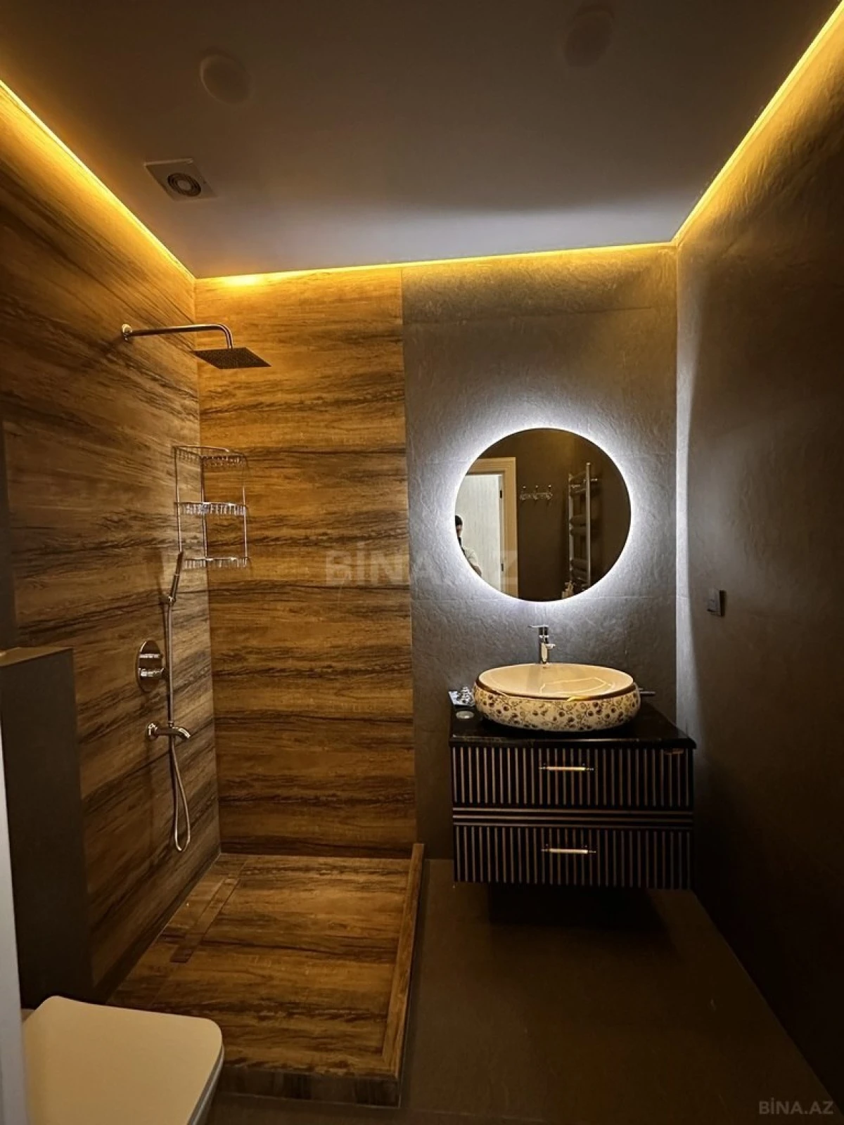 Satılır 3 otaqlı mənzil 95 m²