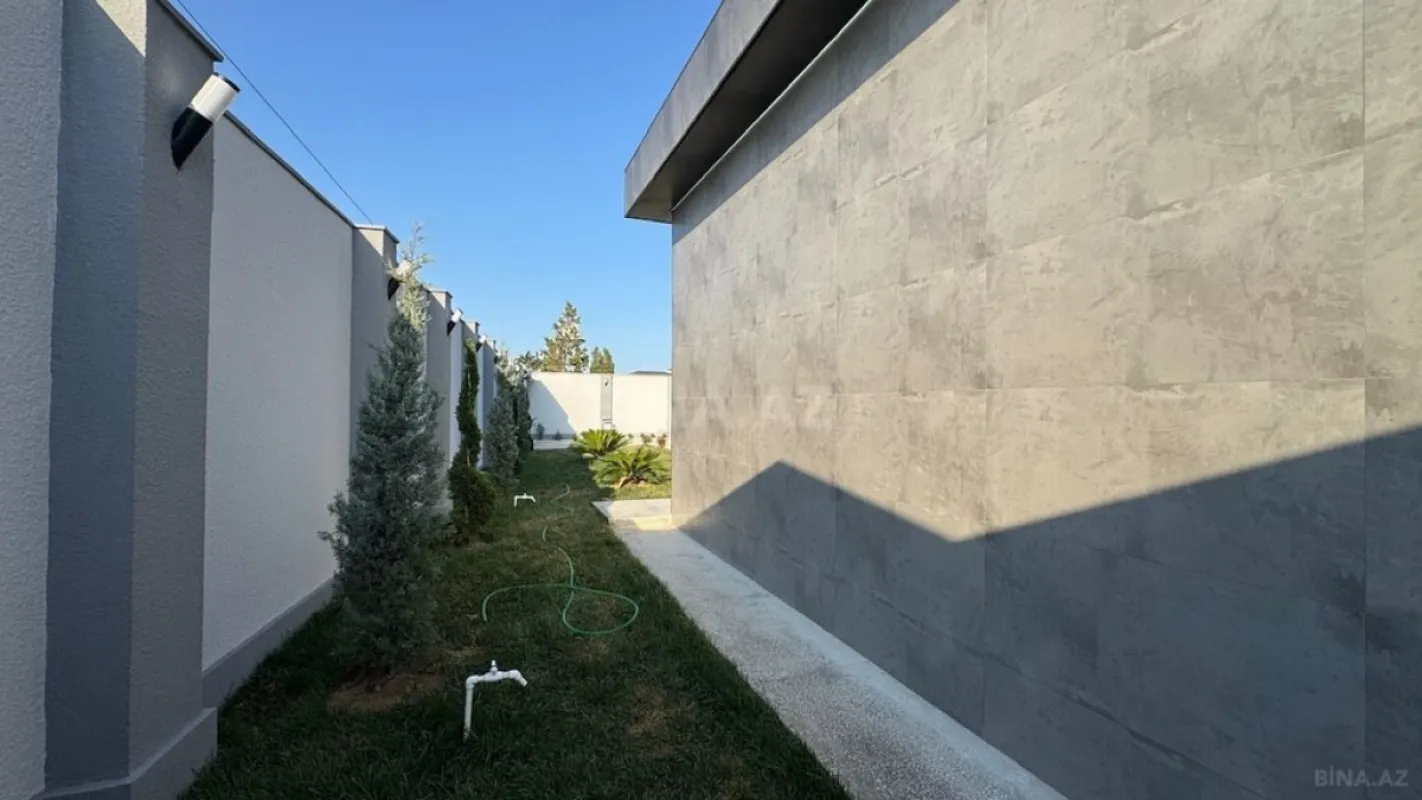 Satılır 4 otaqlı həyət evi 280 m²