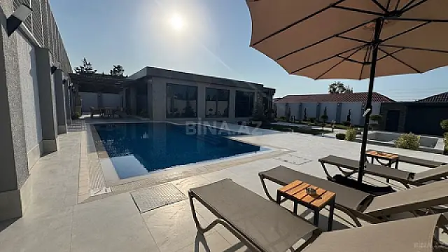 Satılır 4 otaqlı həyət evi 280 m²