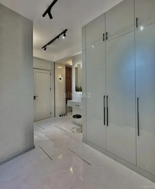 Satılır 2 otaqlı mənzil 54 m²