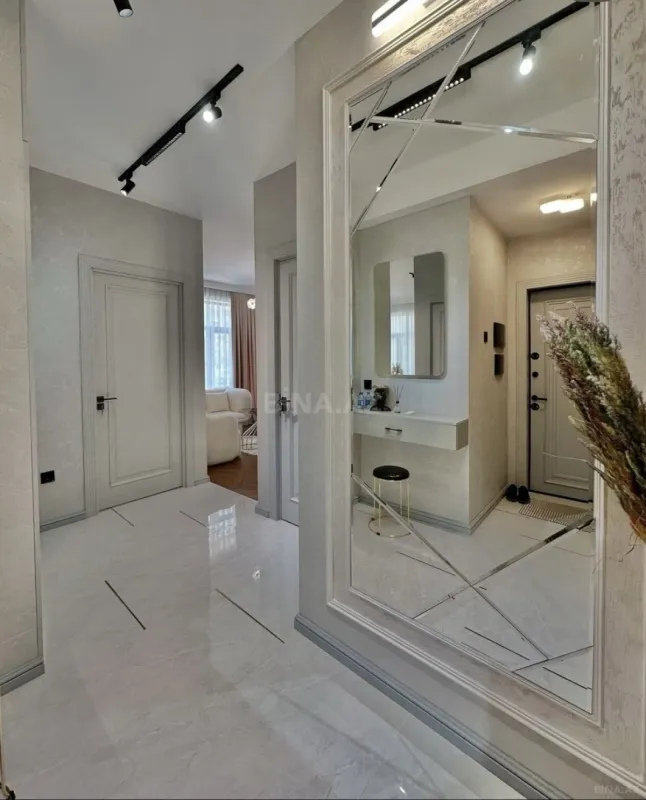 Satılır 2 otaqlı mənzil 54 m²