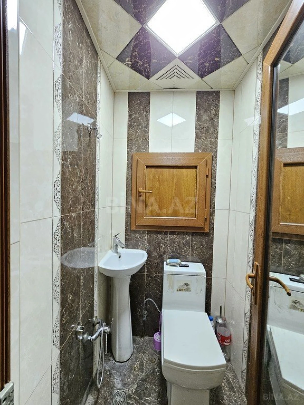 Satılır 3 otaqlı mənzil 107 m²