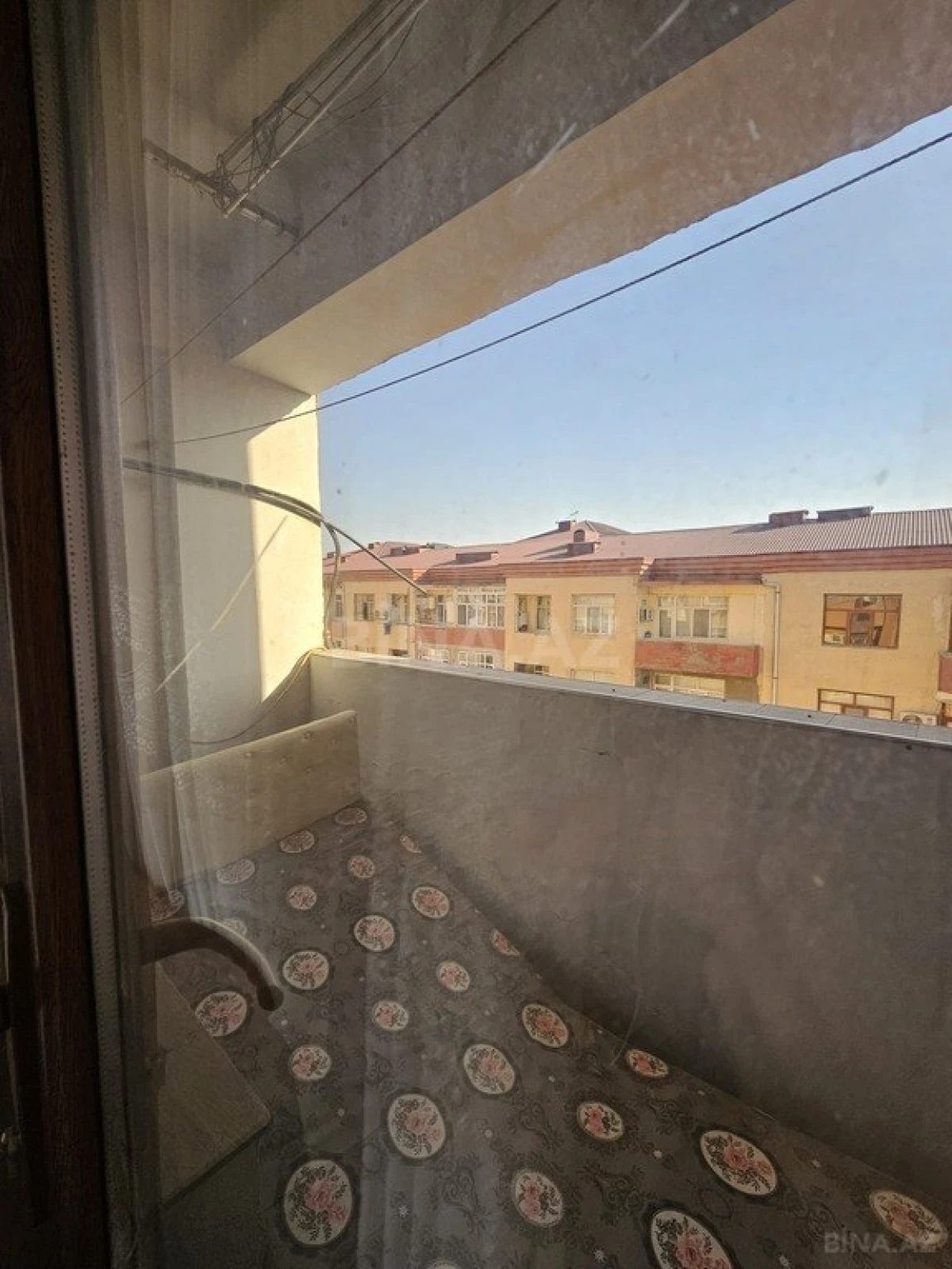 Satılır 3 otaqlı mənzil 107 m²