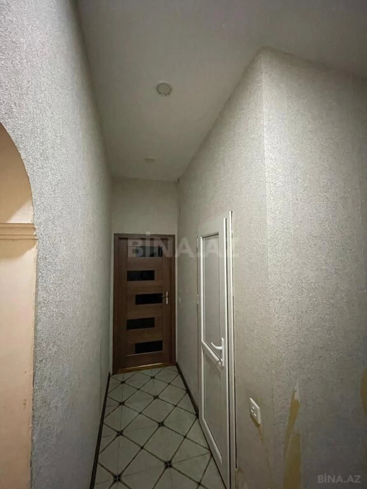 Satılır 2 otaqlı mənzil 41 m²