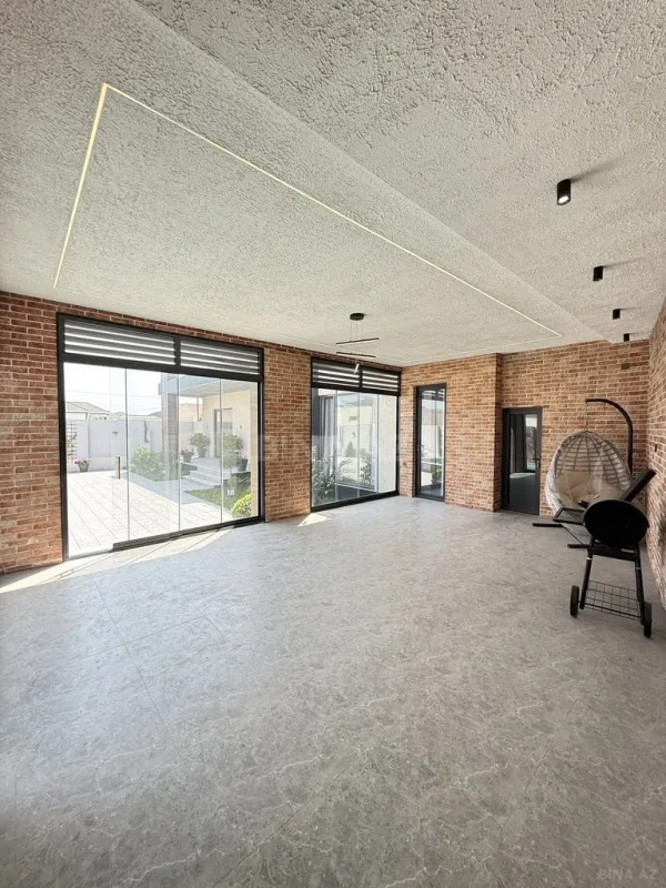 Satılır 4 otaqlı həyət evi 200 m²