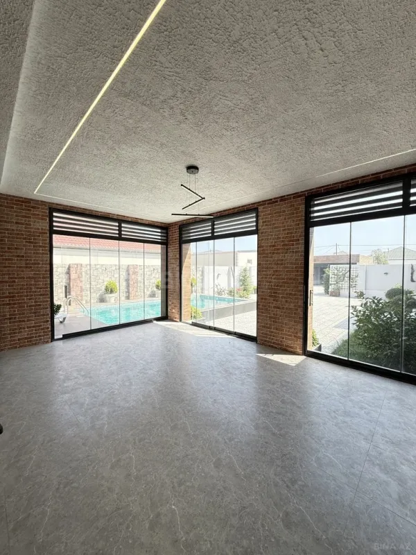 Satılır 4 otaqlı həyət evi 200 m²