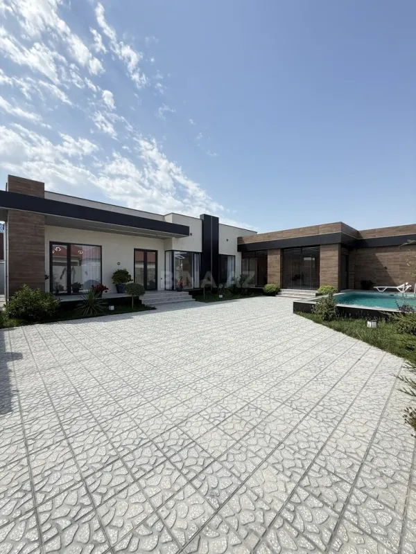 Satılır 4 otaqlı həyət evi 200 m²