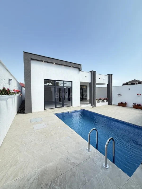 Satılır 4 otaqlı həyət evi 135 m²