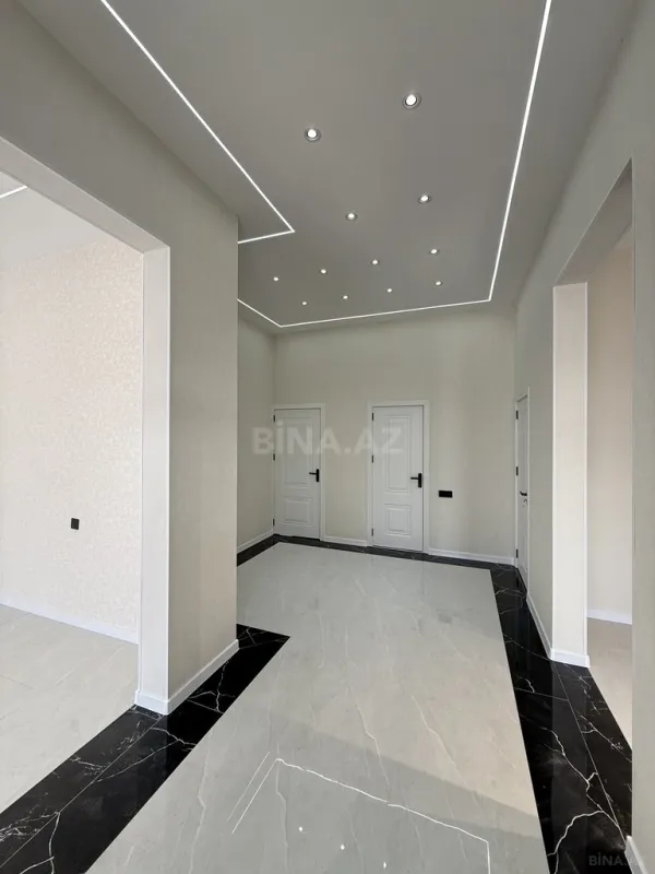 Satılır 4 otaqlı həyət evi 135 m²