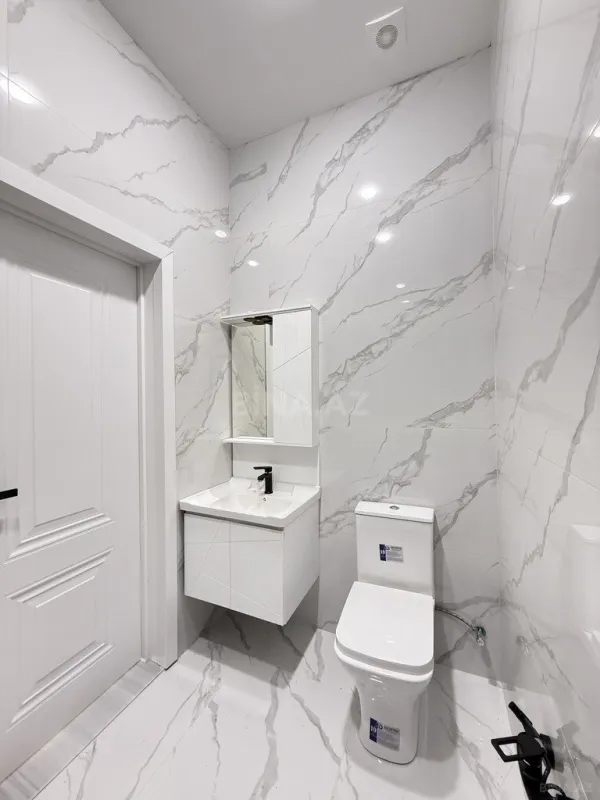 Satılır 4 otaqlı həyət evi 135 m²