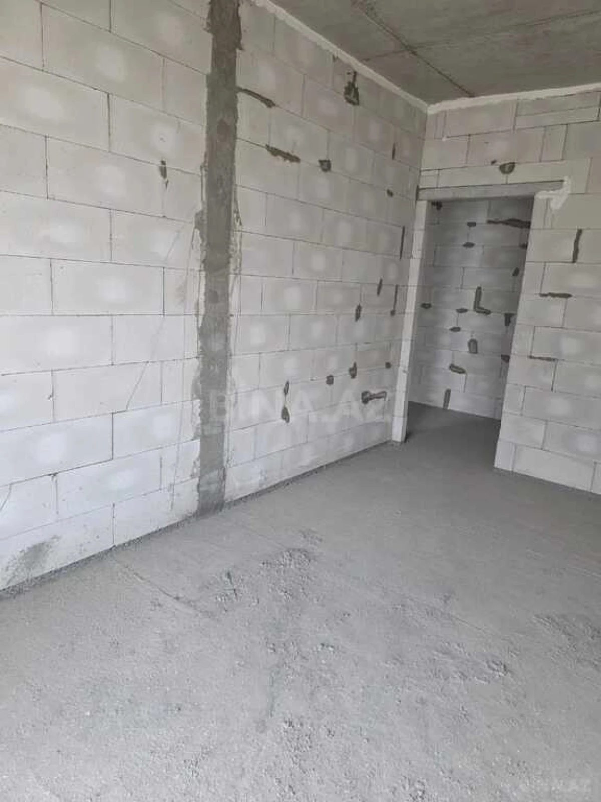 Satılır 3 otaqlı mənzil 148 m²