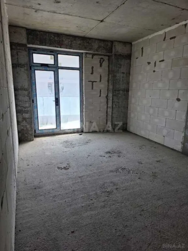 Satılır 3 otaqlı mənzil 148 m²