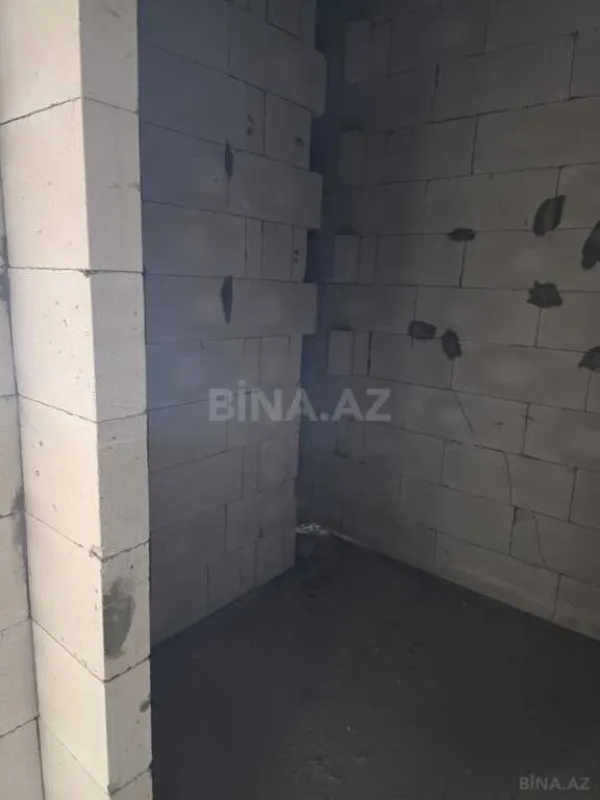 Satılır 3 otaqlı mənzil 148 m²