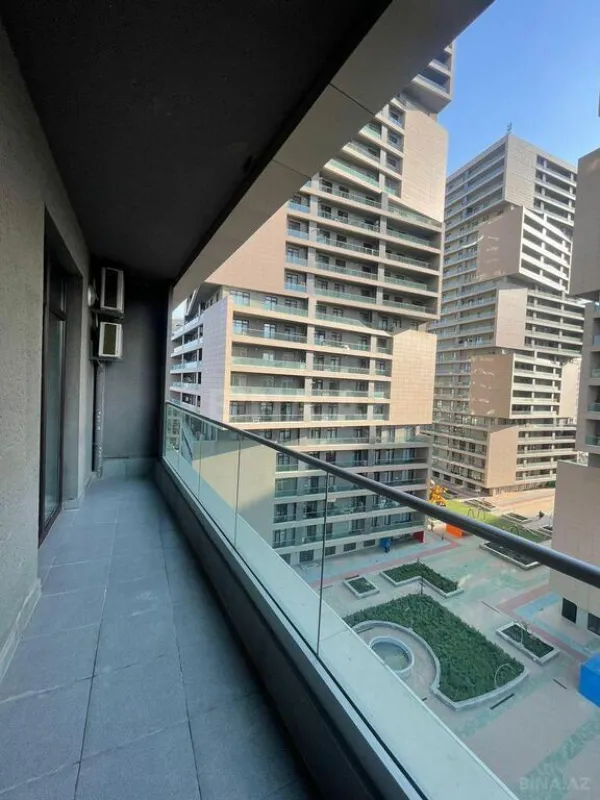 Satılır 3 otaqlı mənzil 148 m²
