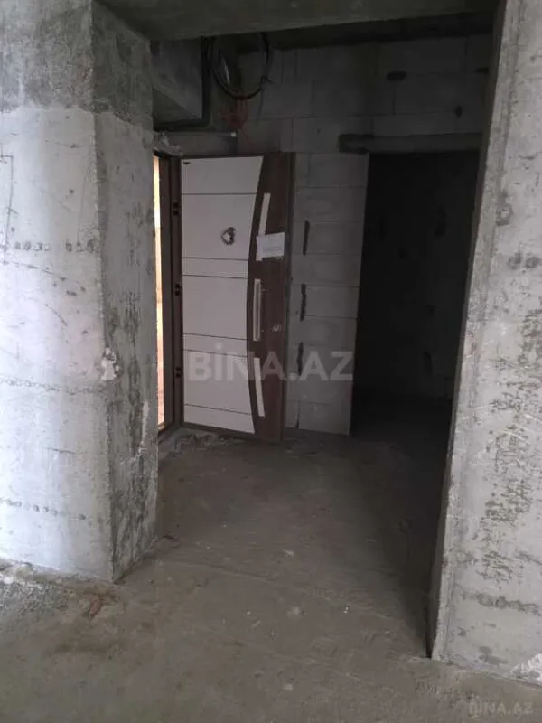 Satılır 3 otaqlı mənzil 148 m²