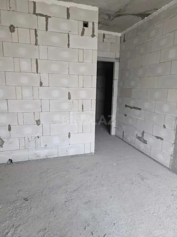 Satılır 3 otaqlı mənzil 148 m²