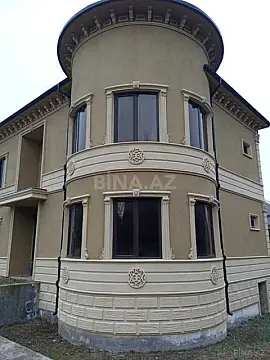 Satılır 5 otaqlı həyət evi 210 m² — Qax 5 otaq 210.00 m²