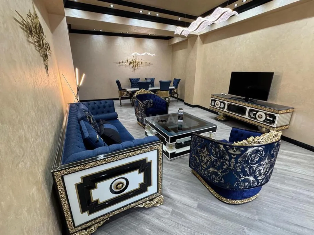 Satılır 3 otaqlı mənzil 145 m²