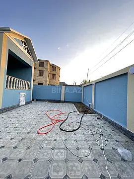 Satılır 3 otaqlı həyət evi 100 m²
