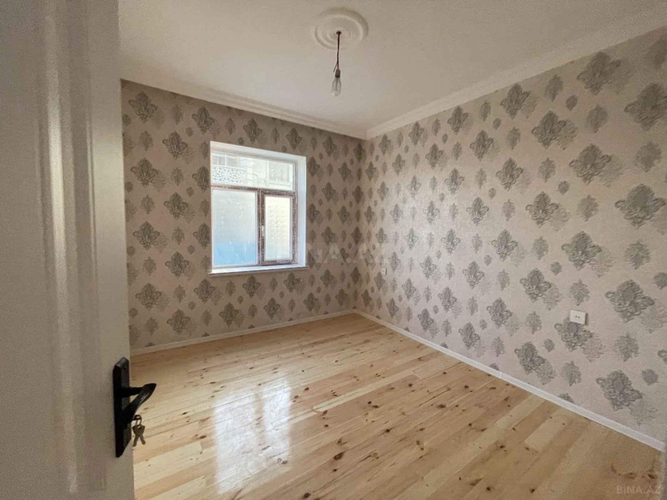 Satılır 3 otaqlı həyət evi 100 m²