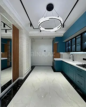 Satılır 3 otaqlı mənzil 140 m²