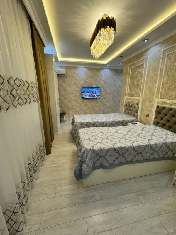 Kirayə verilir 3 otaqlı mənzil 150 m²