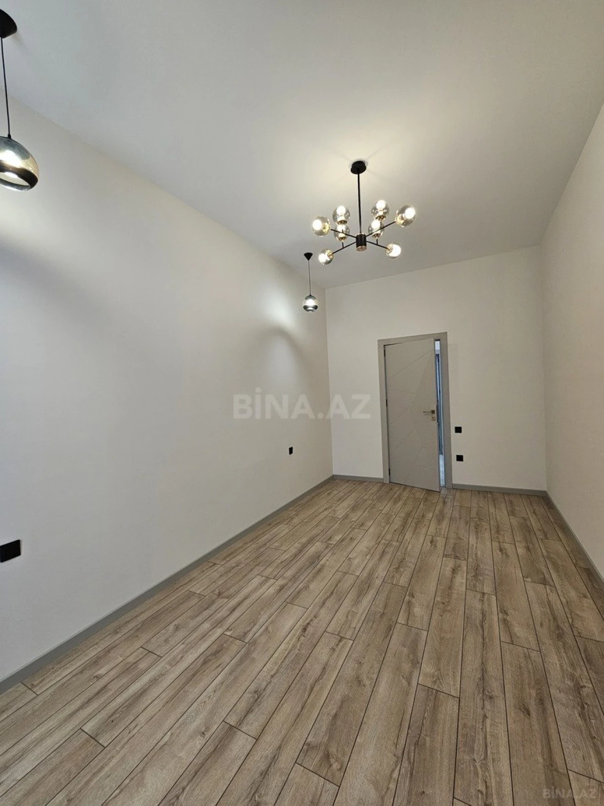 Satılır 4 otaqlı həyət evi 200 m²