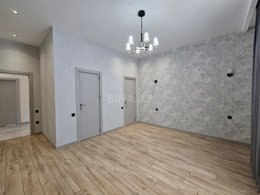 Satılır 4 otaqlı həyət evi 200 m²