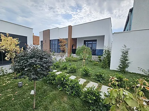 Satılır 4 otaqlı həyət evi 200 m² — Bakı, Şüvəlan 4 otaq 200.00 m²