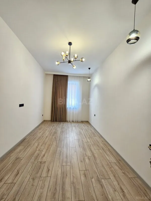 Satılır 4 otaqlı həyət evi 200 m²