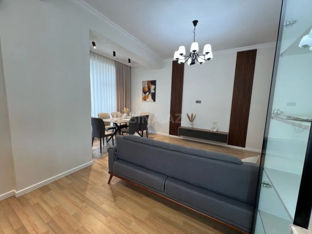 Satılır 2 otaqlı mənzil 85 m²