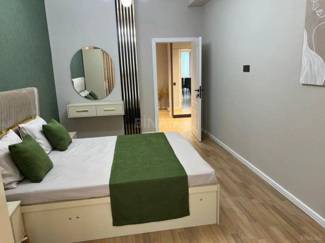 Satılır 2 otaqlı mənzil 85 m²