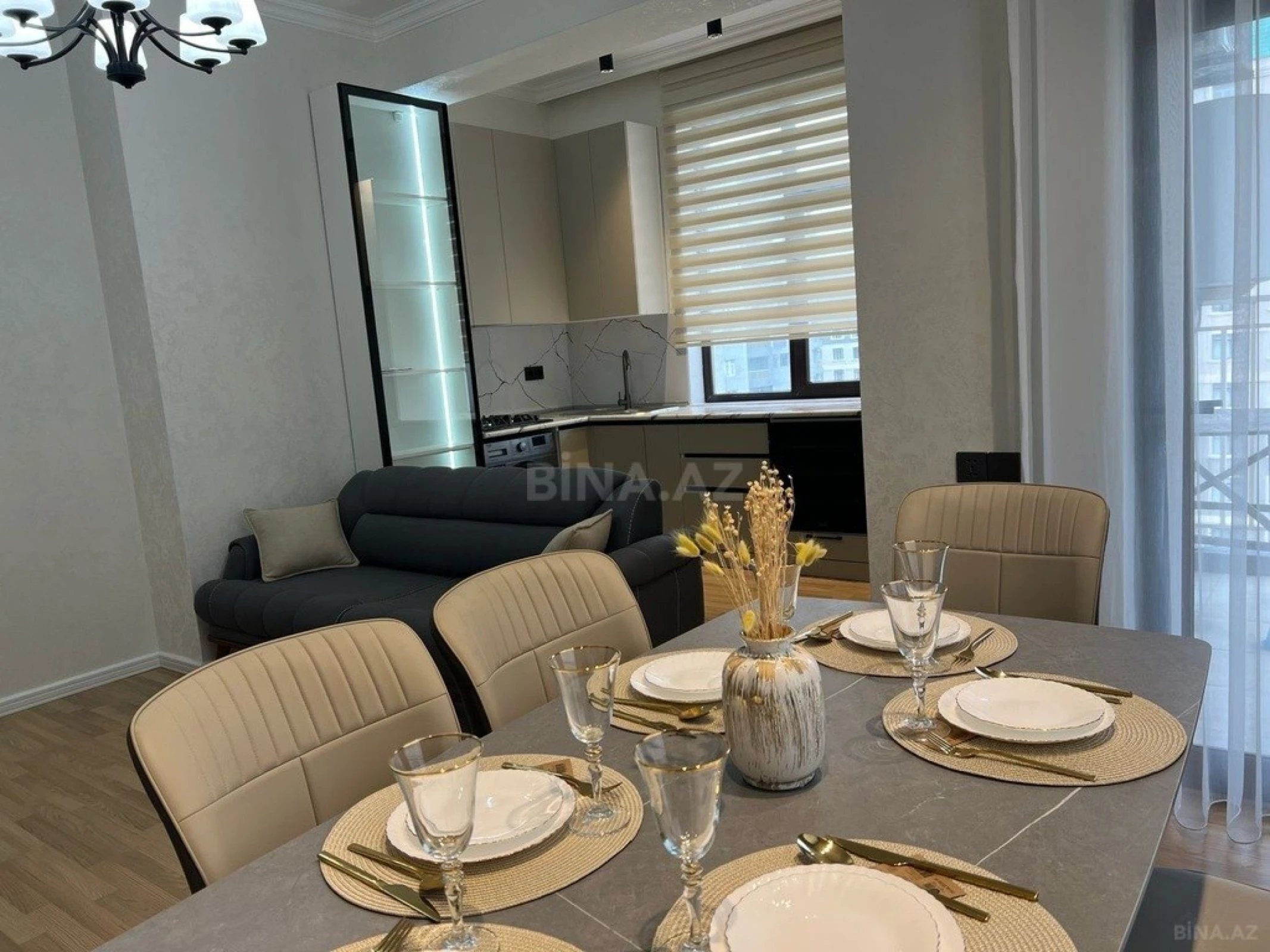 Satılır 2 otaqlı mənzil 85 m²