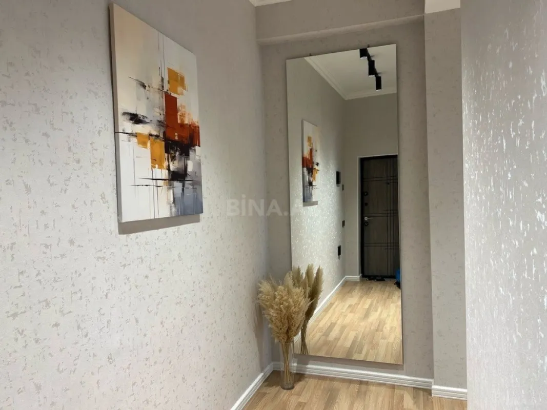 Satılır 2 otaqlı mənzil 85 m²