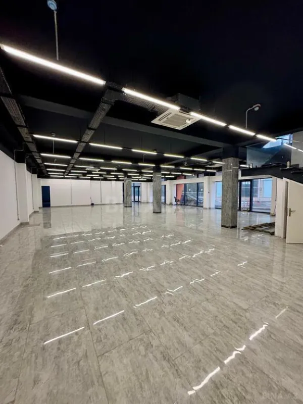 Kirayə verilir obyekt 600 m²
