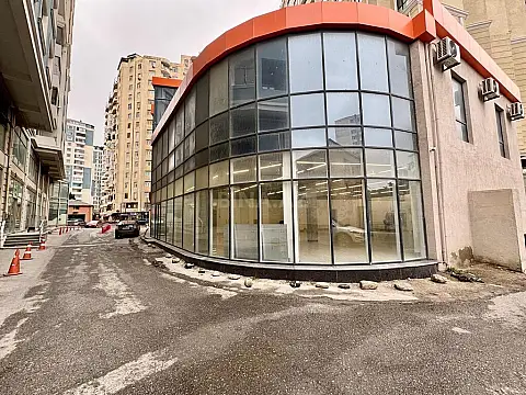 Kirayə verilir obyekt 600 m²