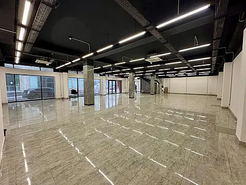 Kirayə verilir obyekt 600 m²