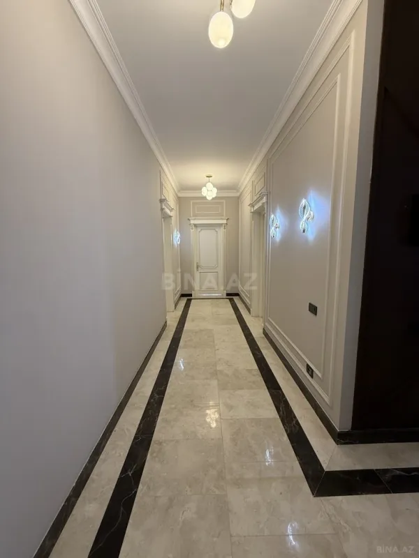 Satılır 6 otaqlı həyət evi 450 m²